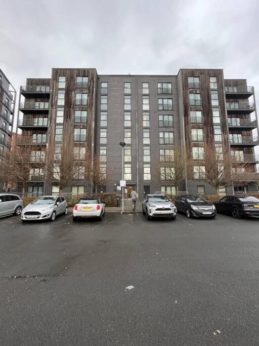Etihad Fc 2Br Apartment With Water View Manchester Eksteriør billede