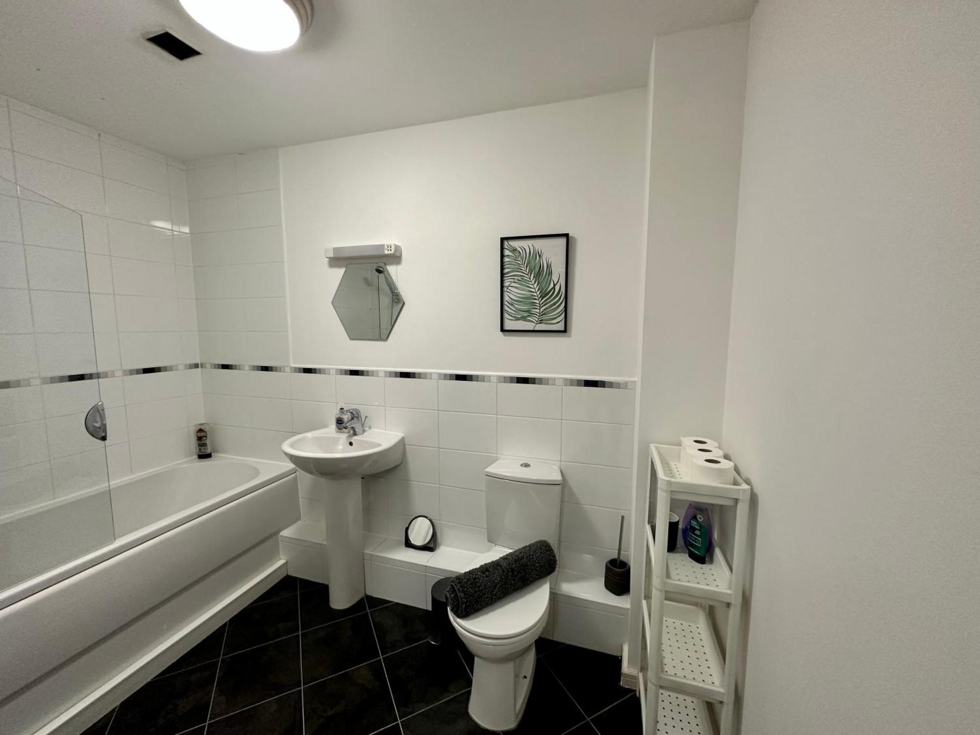 Etihad Fc 2Br Apartment With Water View Manchester Eksteriør billede