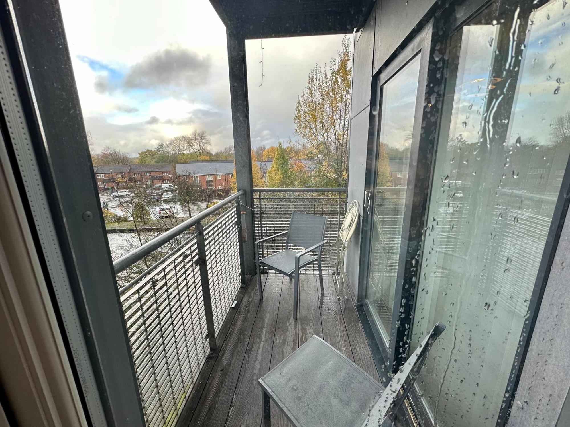 Etihad Fc 2Br Apartment With Water View Manchester Eksteriør billede
